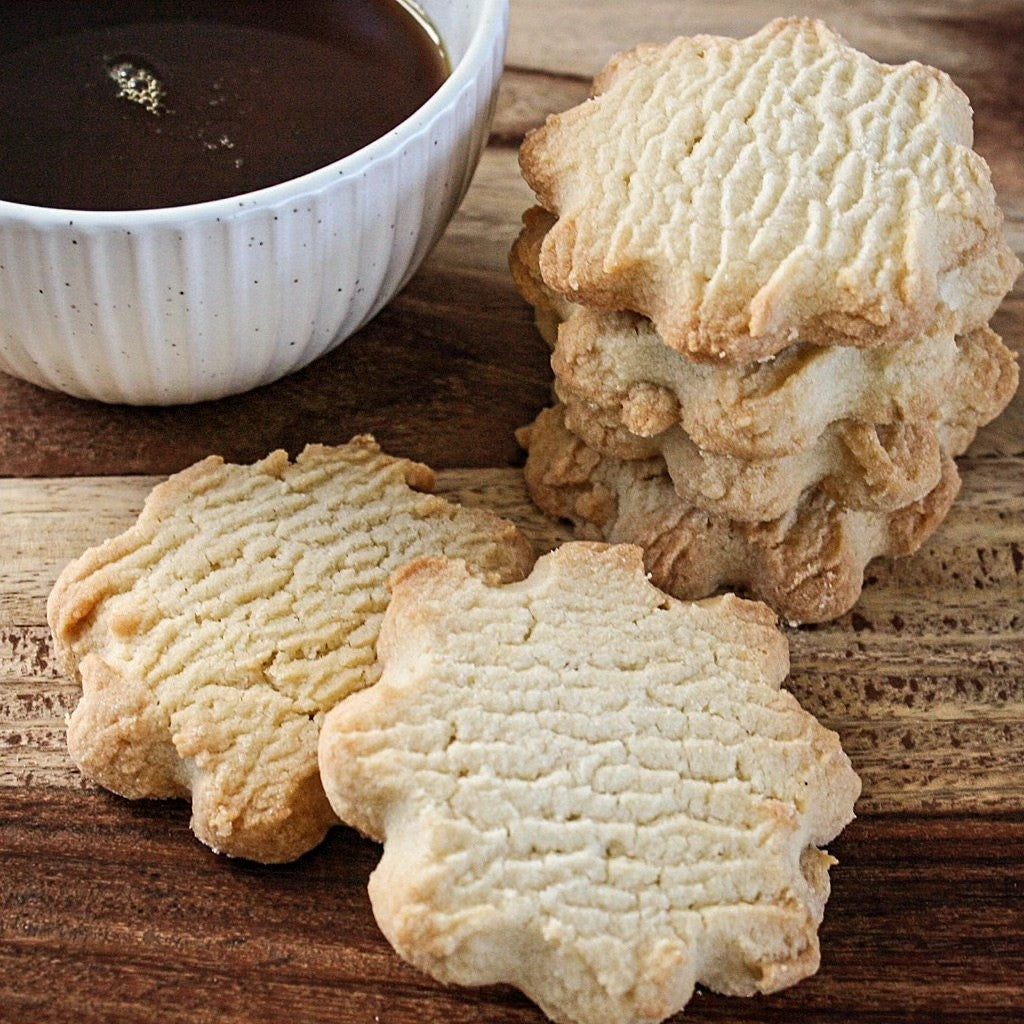Maple Shortbread [12 Boxes] – Covered Bridge Cookies